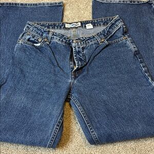 Canyon River Blues Blue Jeans